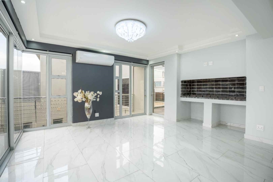 5 Bedroom Property for Sale in Fairhaven Country Estate Western Cape